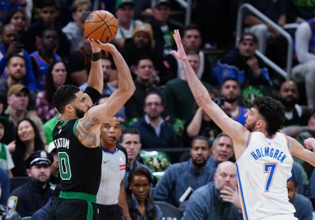 凯尔特人关键时刻失误不断，球队憾负对手，专业看到.-爱游戏入口